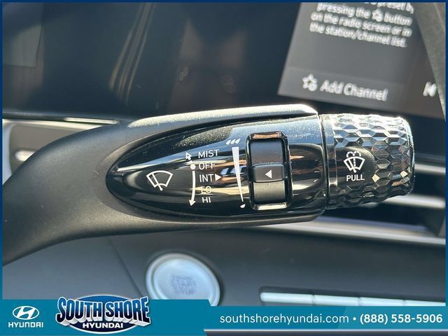 Certified 2024 Hyundai Elantra SEL FWD image 24