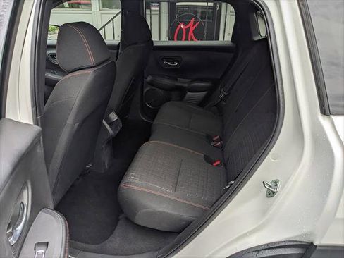 Used 2023 Honda HR-V Sport image 12