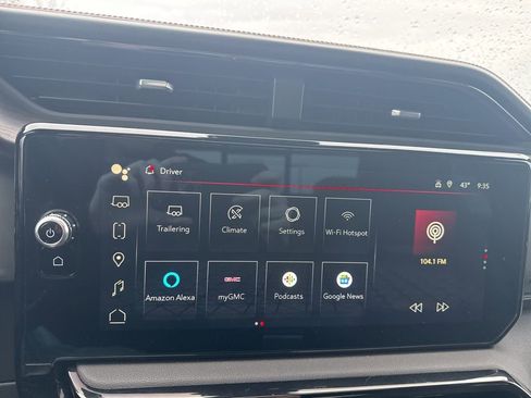 Used 2023 GMC Sierra 1500 AT4 w/ Technology Package image 25