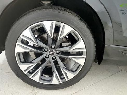Used 2024 Audi Q8 Premium Plus AWD/4WD image 76
