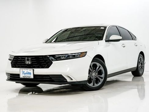 Used 2023 Honda Accord EX image 1