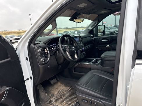Used 2023 GMC Sierra 2500 Denali w/ Denali Ultimate Package image 20