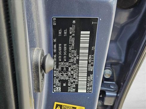Used 2019 Toyota Highlander XLE FWD image 27