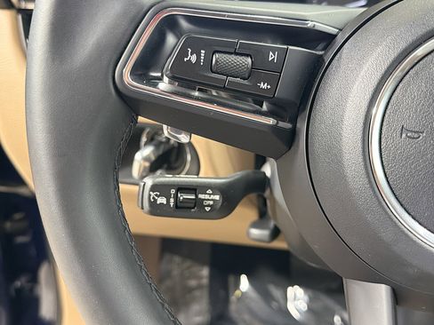 Certified 2026 Porsche Macan S AWD/4WD image 35