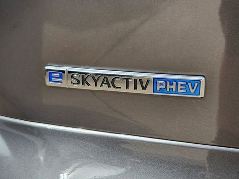 New 2025 MAZDA CX-90 Plug-In Hybrid w/ Premium Plus image 17