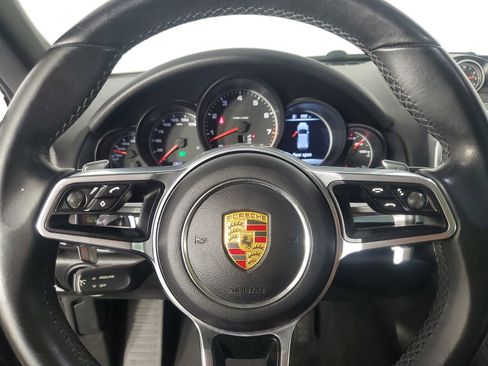 Used 2016 Porsche Cayenne image 24