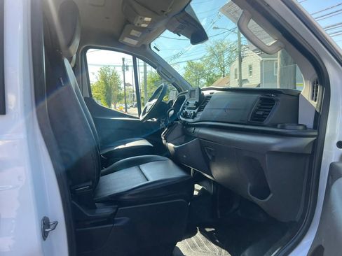 Used 2021 Ford Transit 250 Low Roof RWD image 25