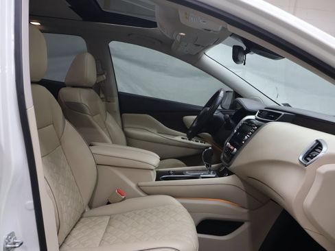 Used 2019 Nissan Murano Platinum w/ Cargo Package FWD image 9