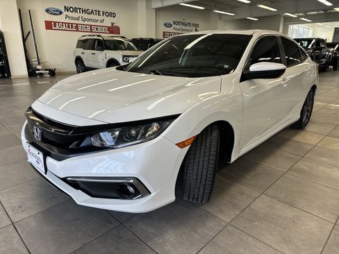 Used 2019 Honda Civic EX image 16