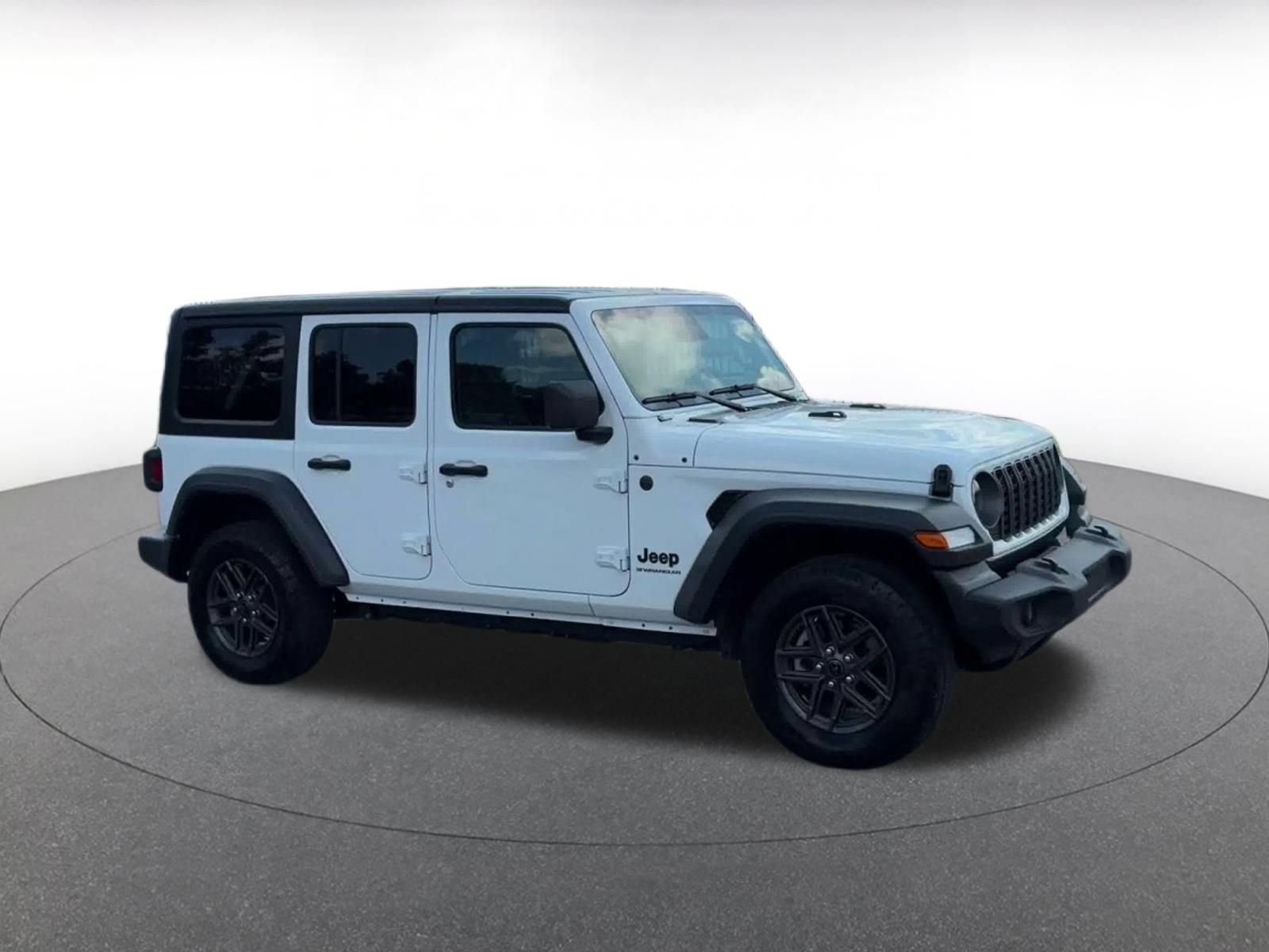 Used 2025 Jeep Wrangler Unlimited Sport AWD/4WD image 2
