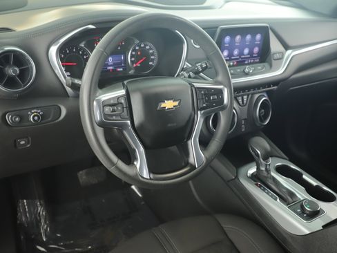 Used 2022 Chevrolet Blazer LT image 13