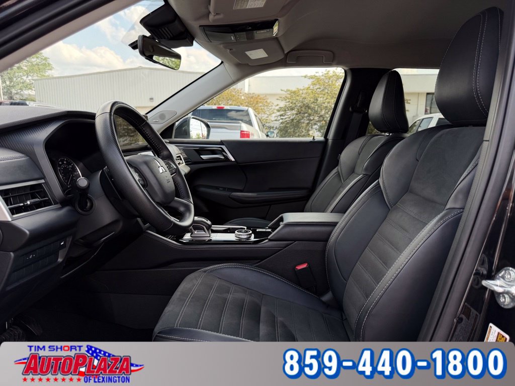 Used 2025 Mitsubishi Outlander SE AWD/4WD image 30