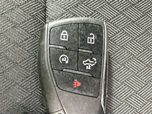 Used 2023 GMC Sierra 1500 Elevation image 17