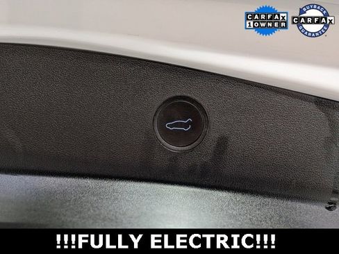 Used 2023 Tesla Model 3 Standard Range image 20