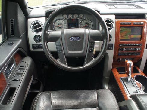 Used 2010 Ford F150 Lariat RWD image 5