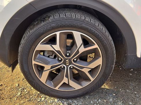 Used 2020 Kia Sportage EX image 13