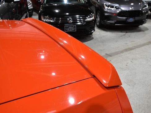 Used 2009 Dodge Challenger R/T RWD image 10