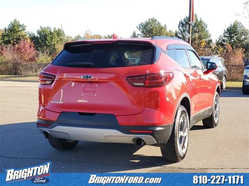 Used 2024 Chevrolet Blazer LT w/ Convenience Package image 4