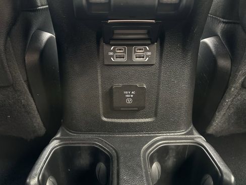 Used 2021 Jeep Wrangler Unlimited Rubicon image 32