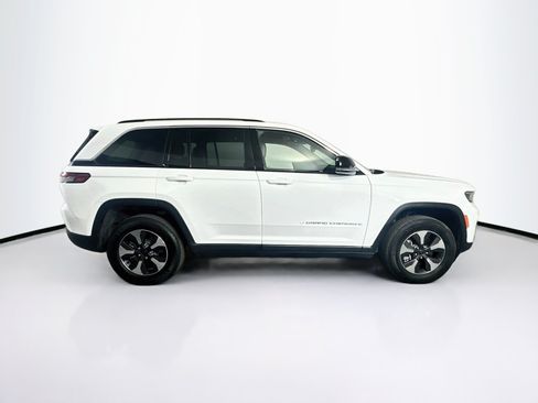 Used 2023 Jeep Grand Cherokee 4WD 4xe image 10