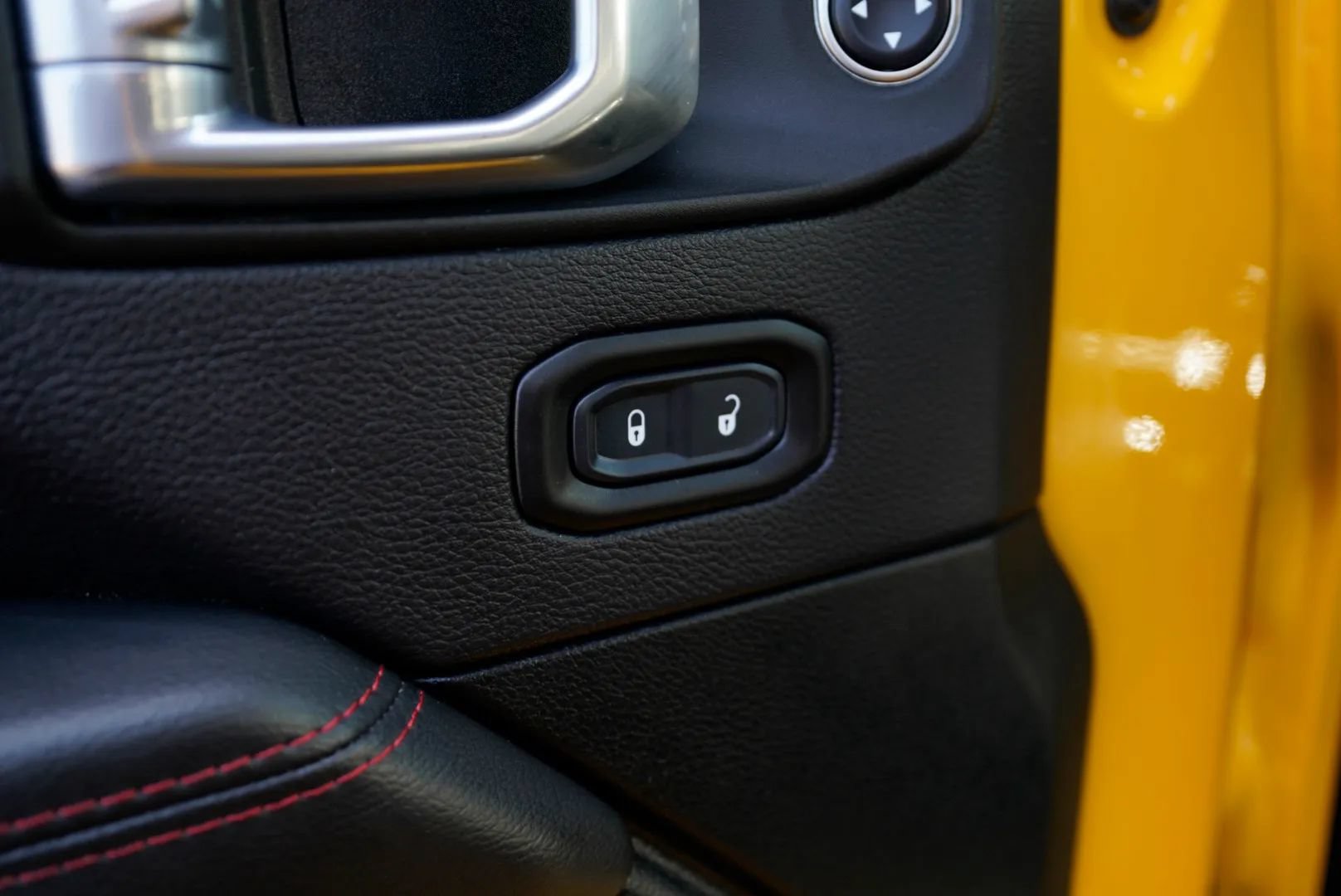 Used 2021 Jeep Wrangler Unlimited Rubicon AWD/4WD image 21
