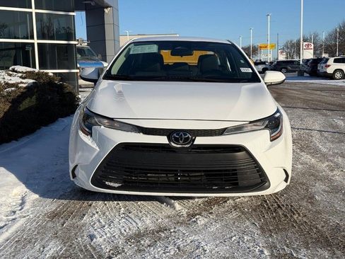 Used 2024 Toyota Corolla LE image 8