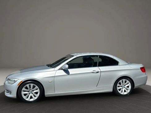Used 2013 BMW 328i Convertible RWD image 9