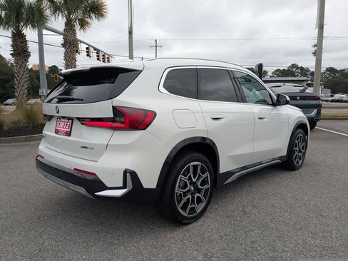 New 2026 BMW X1 xDrive28i w/ Convenience Package AWD/4WD image 4