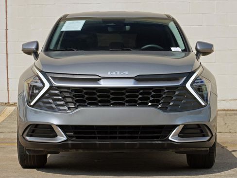 Used 2023 Kia Sportage LX FWD image 6