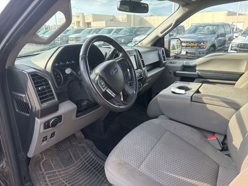 Used 2018 Ford F150 XLT w/ Equipment Group 302A Luxury AWD/4WD image 10