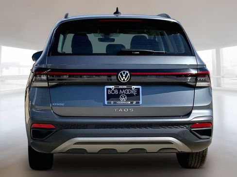 Certified 2025 Volkswagen Taos S FWD image 4