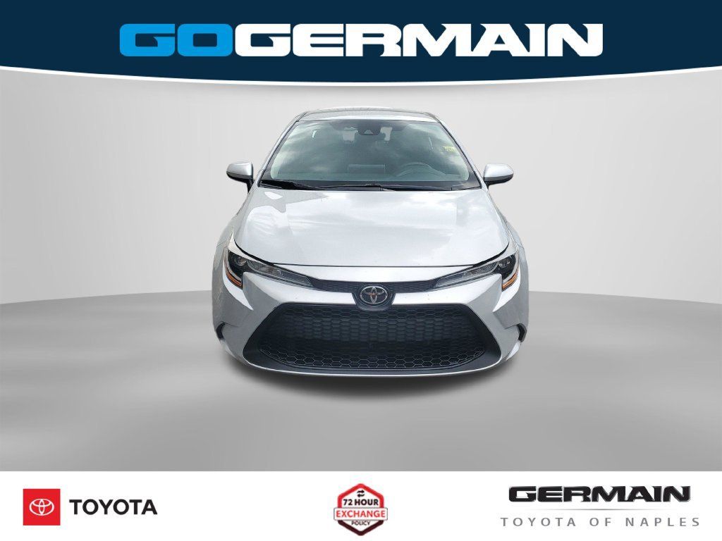 Used 2021 Toyota Corolla LE FWD image 3