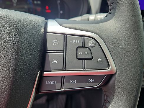 Certified 2026 Toyota Grand Highlander FWD image 18