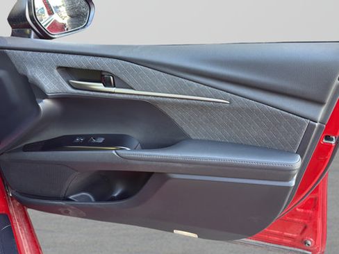 Used 2025 Toyota Camry XLE FWD image 23
