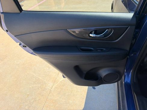 Used 2020 Nissan Rogue S w/ Special Edition Package AWD/4WD image 15