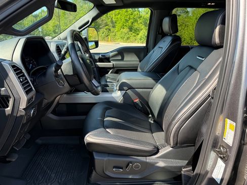 Used 2021 Ford F350 Platinum w/ Tremor Off-Road Package image 17