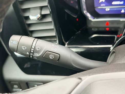 Used 2024 Chevrolet Silverado 3500 LT image 27