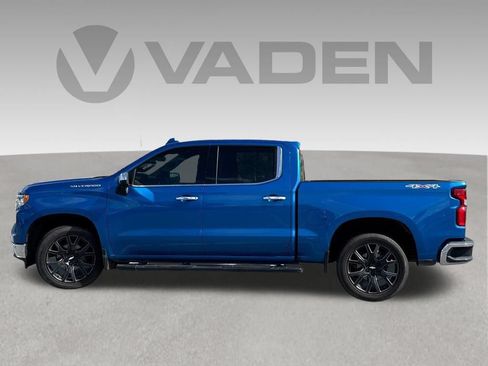 Used 2022 Chevrolet Silverado 1500 LTZ AWD/4WD image 22