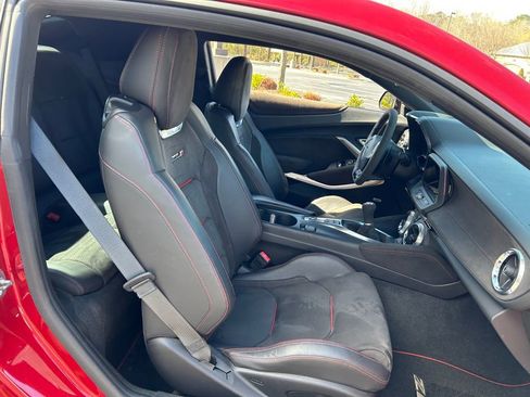 Used 2018 Chevrolet Camaro ZL1 image 47