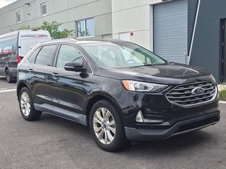 Used 2020 Ford Edge Titanium video 2