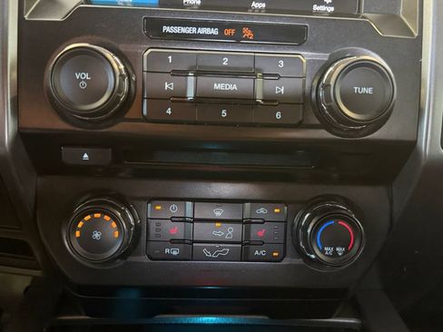 Used 2017 Ford F150 XLT w/ Equipment Group 302A Luxury AWD/4WD image 23