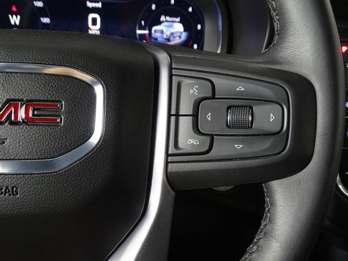 Used 2023 GMC Yukon SLE image 28