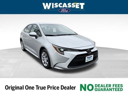 Used 2024 Toyota Corolla LE image 18