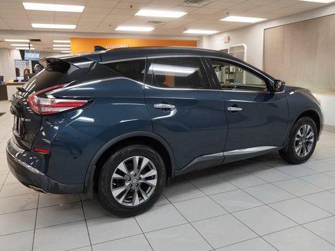 Used 2017 Nissan Murano SV image 11