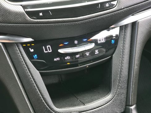 Certified 2024 Cadillac XT5 Premium Luxury FWD image 30