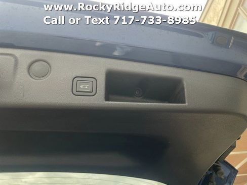 Used 2023 Chevrolet Equinox LT image 27