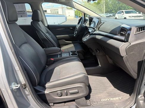 Certified 2025 Honda Odyssey Elite image 25