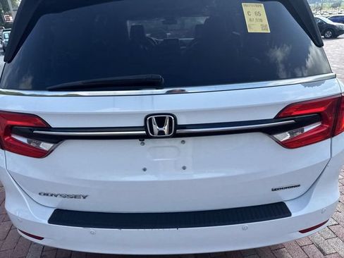 Used 2021 Honda Odyssey Touring image 9