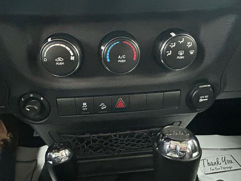 Used 2015 Jeep Wrangler Unlimited Sport AWD/4WD image 24