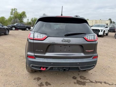 Used 2019 Jeep Cherokee Trailhawk w/ Comfort/Convenience Group AWD/4WD image 5